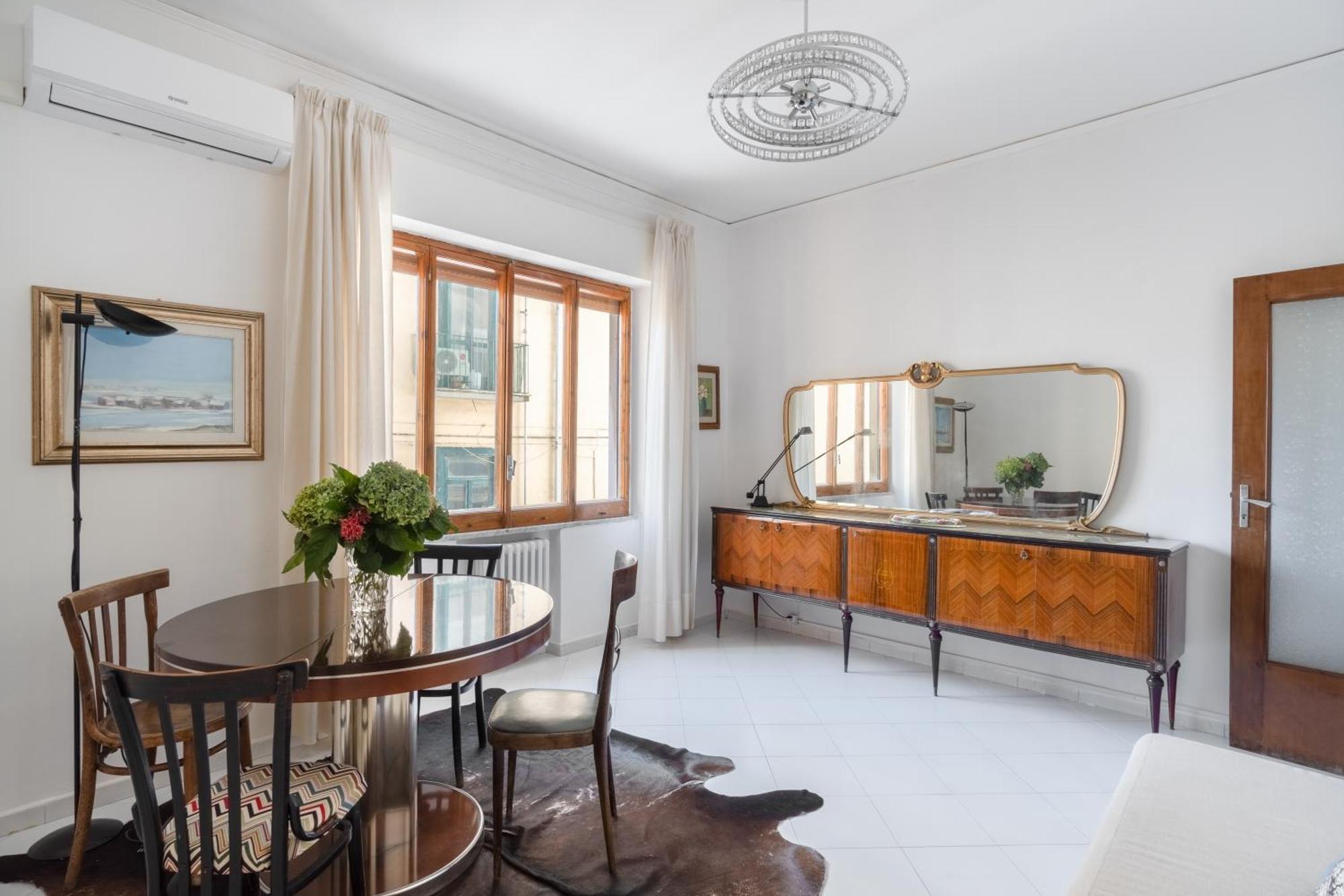 Casa Vacanza Angelina Via Mercanti Centro Storico 萨莱诺 外观 照片