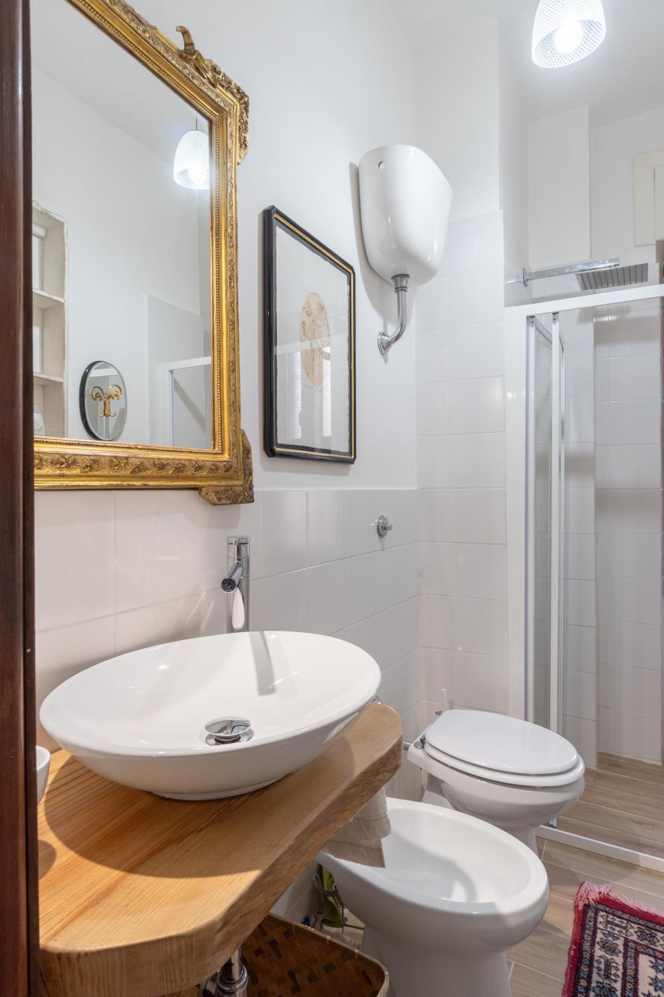Casa Vacanza Angelina Via Mercanti Centro Storico 萨莱诺 外观 照片
